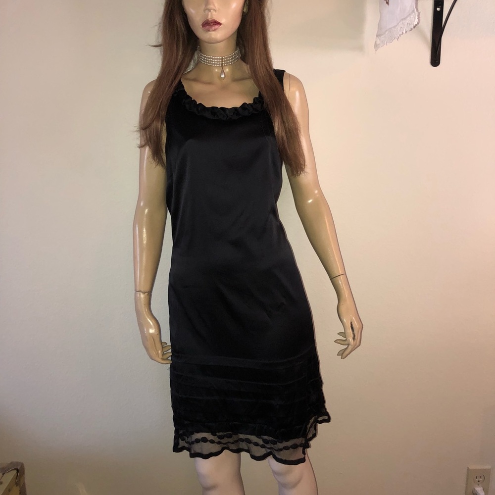 Black Dress (1990s)
